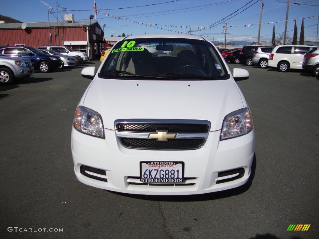 2010 Aveo LT Sedan - Summit White / Neutral photo #2