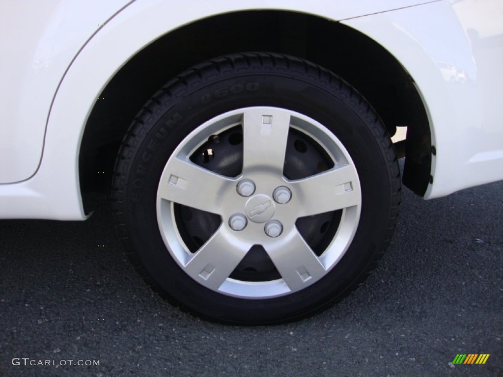 2010 Aveo LT Sedan - Summit White / Neutral photo #22