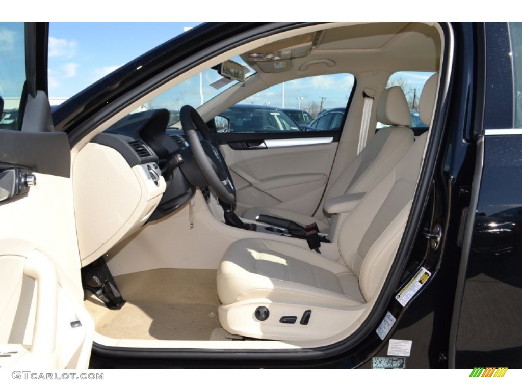 2013 Volkswagen Passat TDI SE Front Seat Photo #76988924