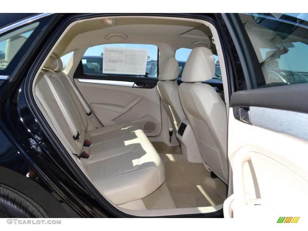 2013 Volkswagen Passat TDI SE Rear Seat Photo #76988950