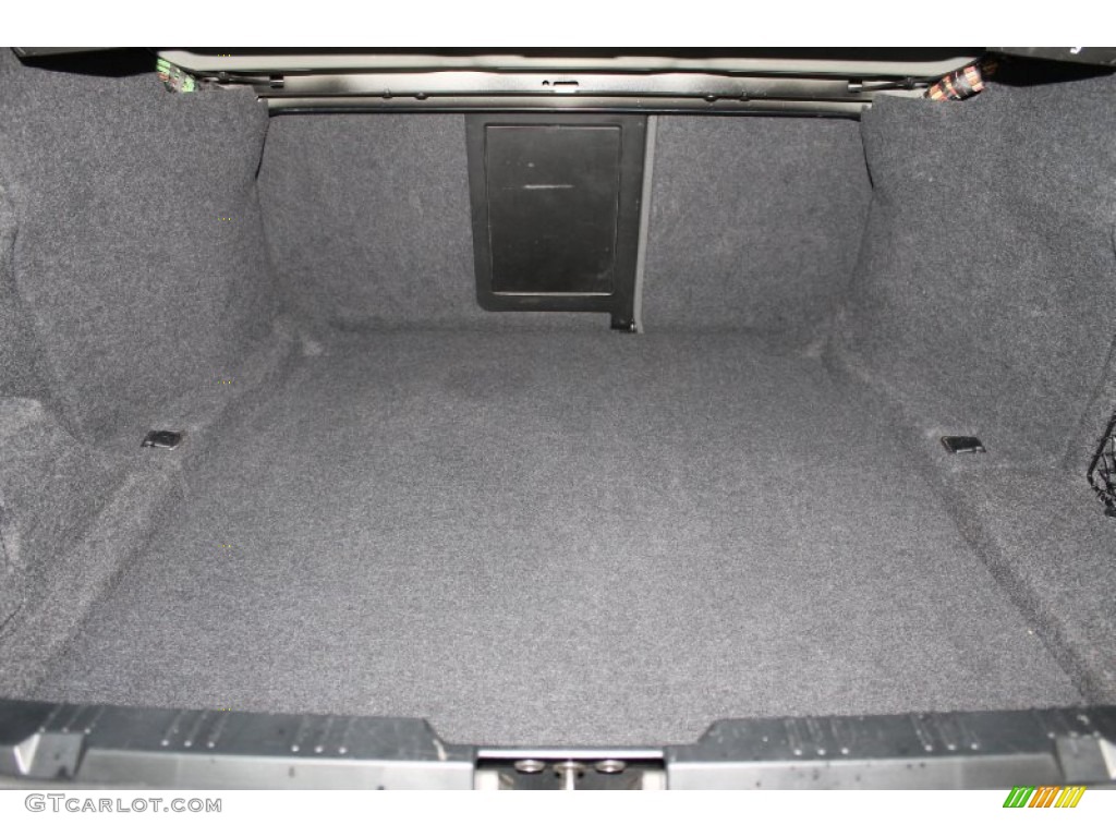2007 BMW 5 Series 550i Sedan Trunk Photo #76989564