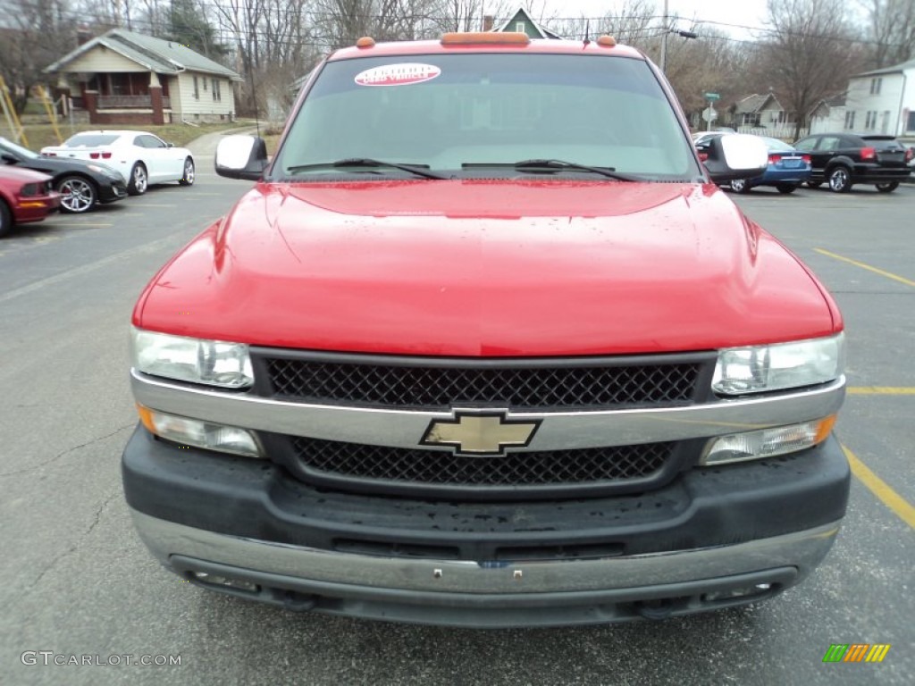 2001 Silverado 3500 LT Extended Cab 4x4 Dually - Victory Red / Medium Gray photo #24