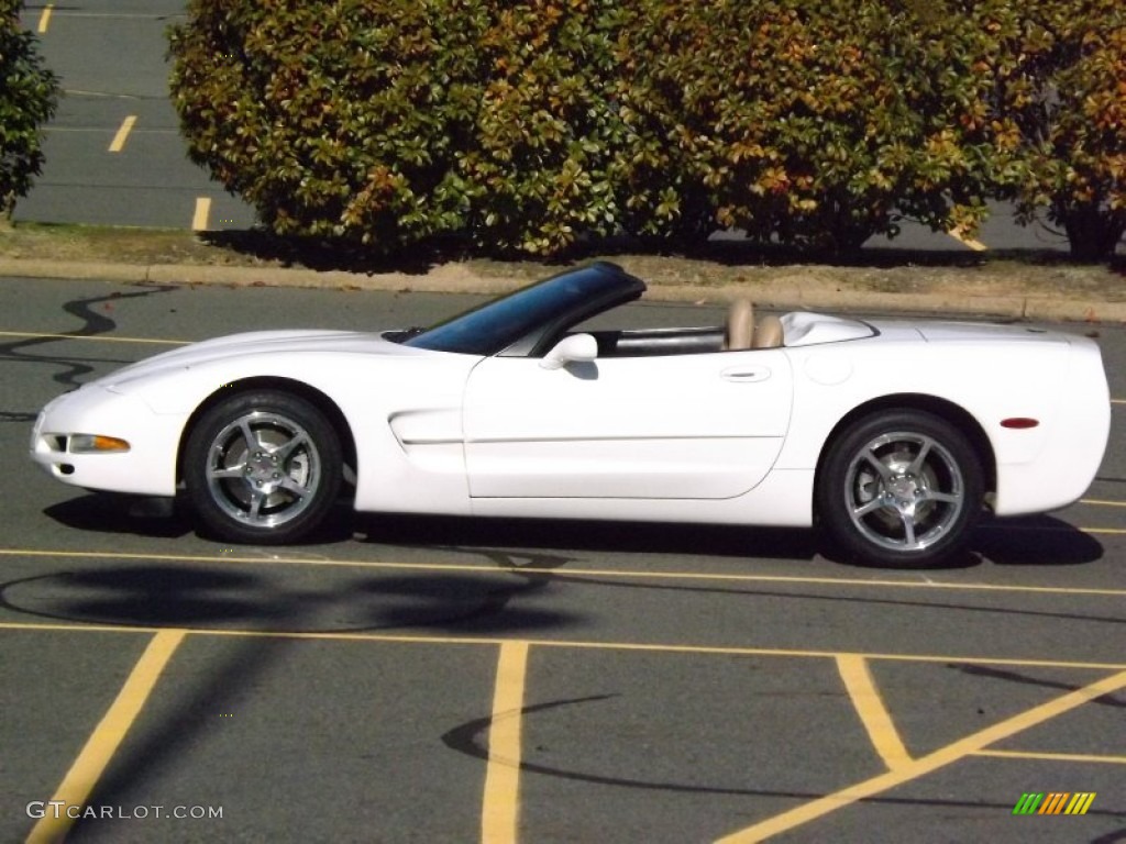 Speedway White 2002 Chevrolet Corvette Convertible Exterior Photo #76991445