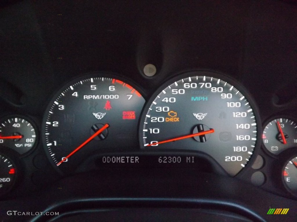 2002 Chevrolet Corvette Convertible Gauges Photo #76991837