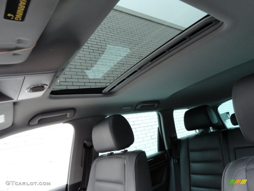 2007 Volkswagen Touareg V6 Sunroof Photos