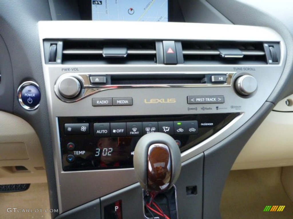 2013 Lexus RX 450h AWD Controls Photo #76993515