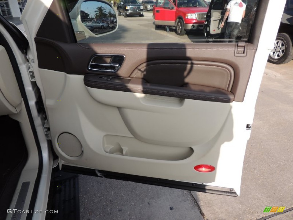 2011 Cadillac Escalade Platinum Cocoa/Light Linen Tehama Leather Door Panel Photo #76995318