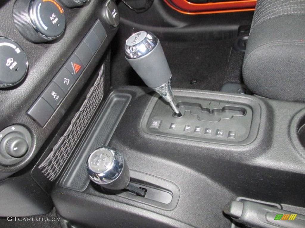 2011 Jeep Wrangler Unlimited Sport S 4x4 4 Speed Automatic Transmission Photo #76996326