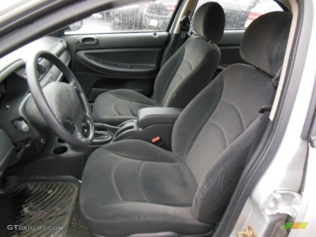 2004 Dodge Stratus SE Sedan Front Seat Photo #76996755