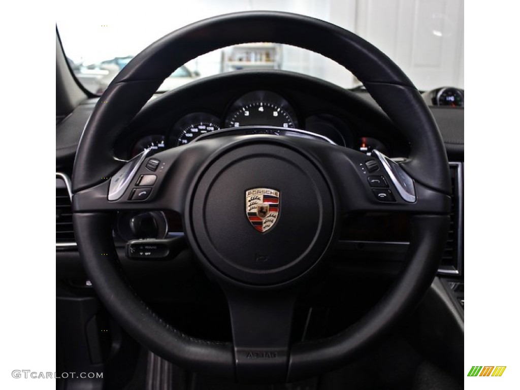 2012 Porsche Panamera 4S Steering Wheel Photos