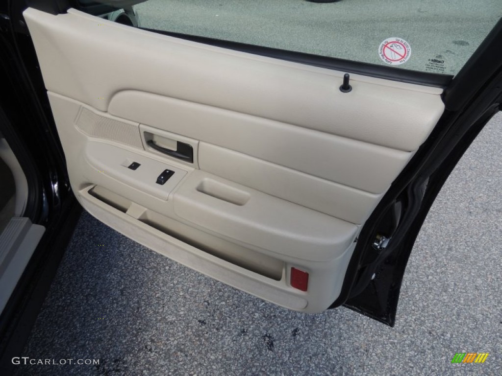 2011 Crown Victoria LX - Black / Medium Light Stone photo #10