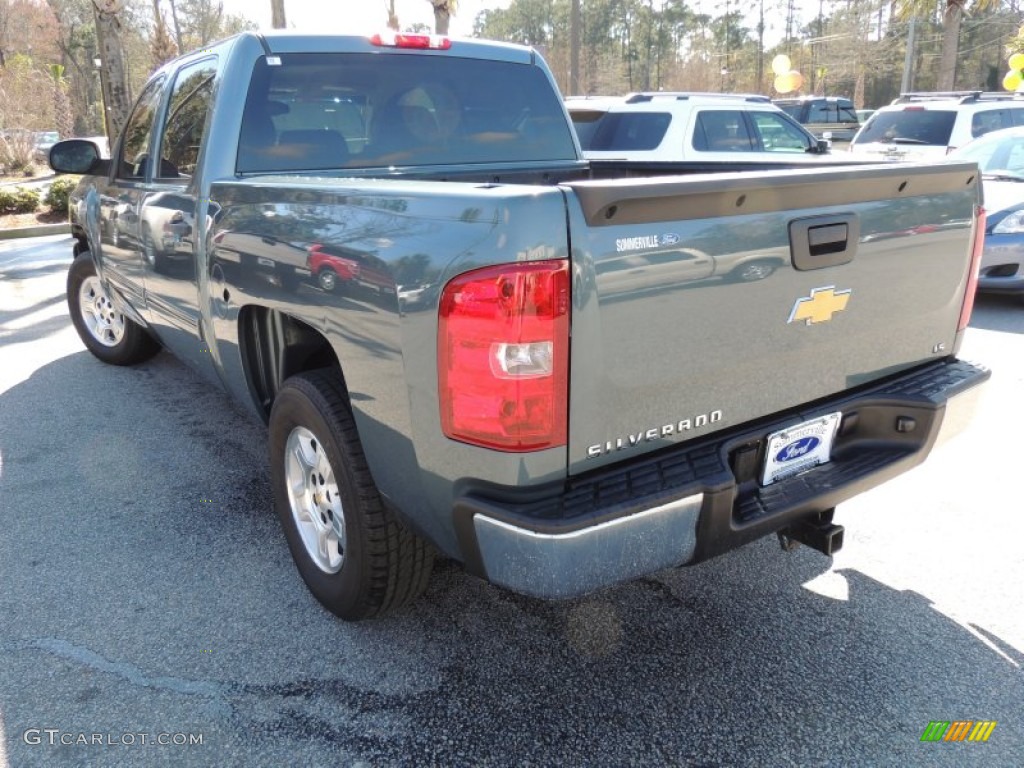 2009 Silverado 1500 LS Crew Cab - Blue Granite Metallic / Ebony photo #16