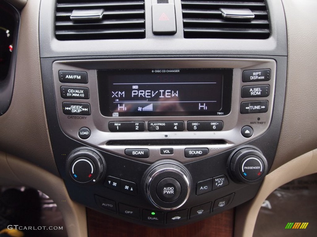 2007 Accord Hybrid Sedan - Taffeta White / Ivory photo #24