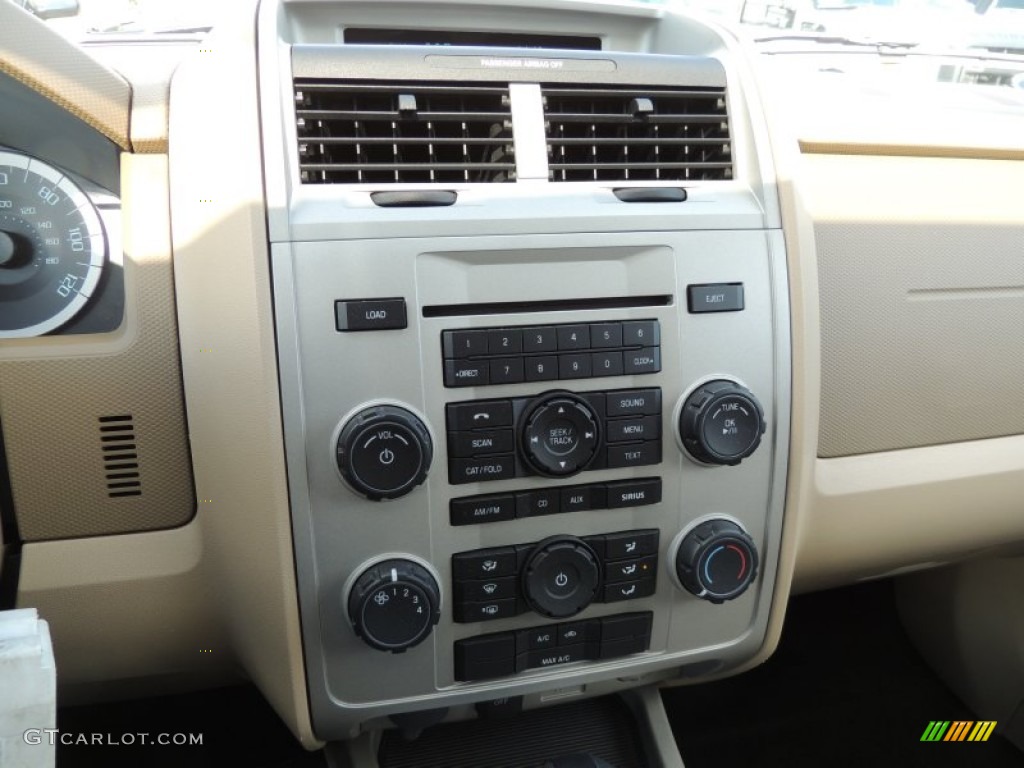 2012 Ford Escape XLT V6 Controls Photos