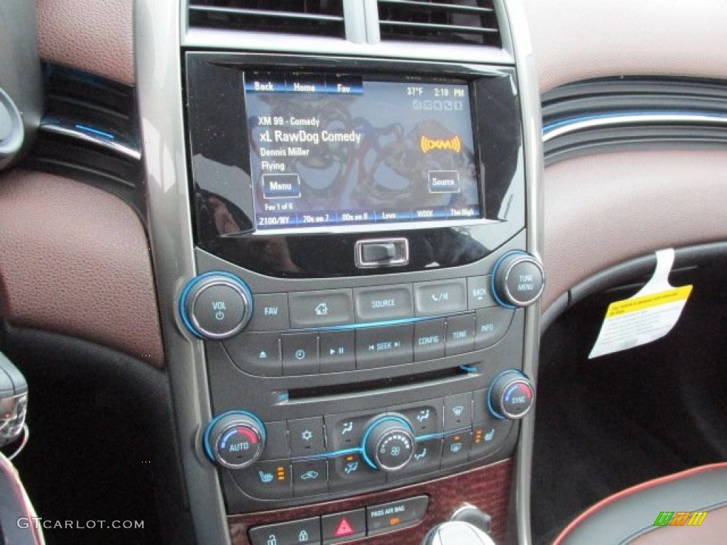 2013 Chevrolet Malibu LTZ Controls Photo #77001841