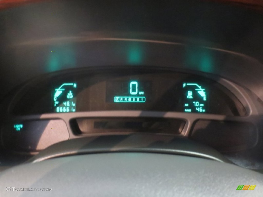 2005 Cadillac DeVille Sedan Gauges Photo #77002785
