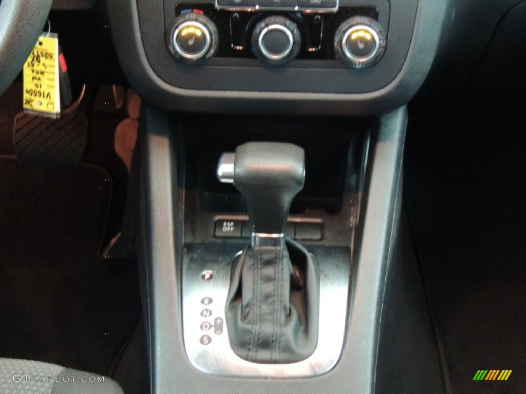 2010 Volkswagen Jetta S Sedan Transmission Photos