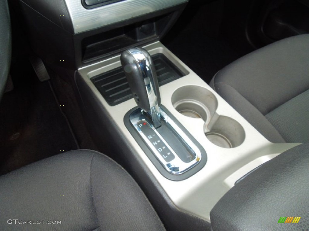 2007 Ford Edge SEL Transmission Photos