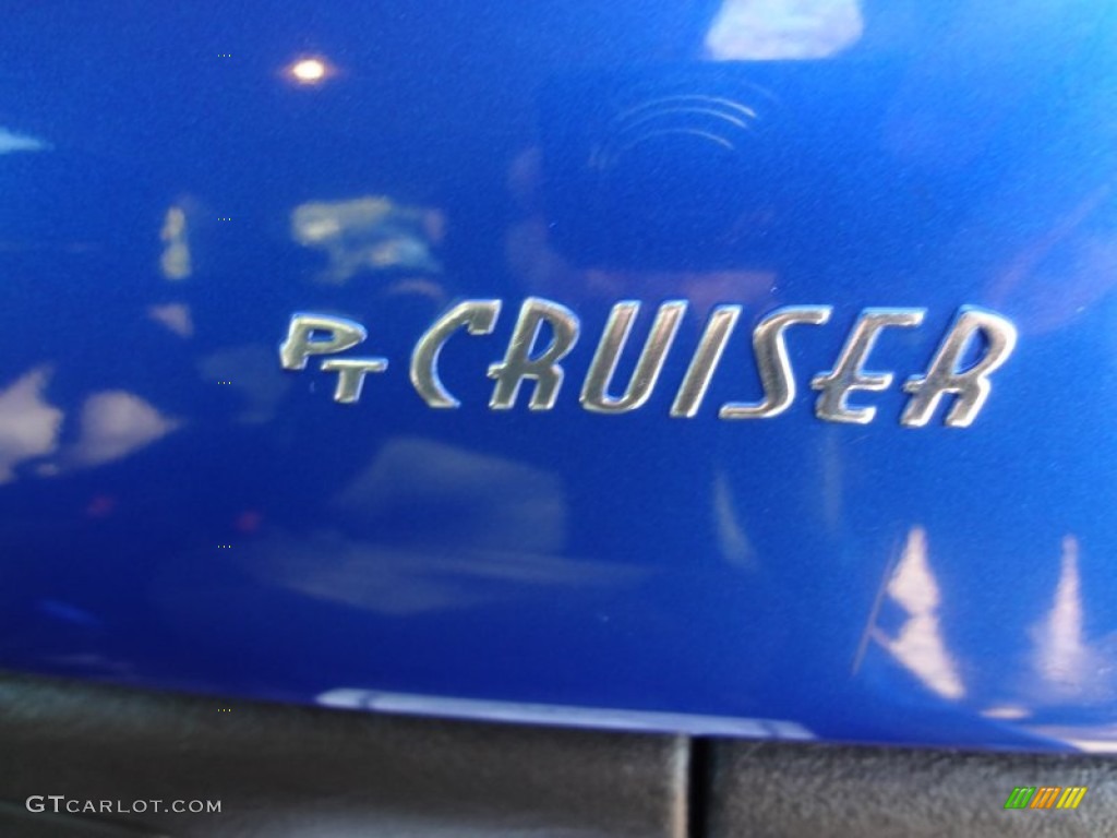 2005 PT Cruiser Touring - Electric Blue Pearl / Dark Slate Gray photo #18
