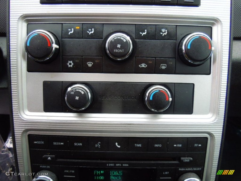 2010 Dodge Journey SXT Controls Photo #77006589