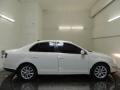 Candy White - Jetta SE Sedan Photo No. 7