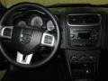 Black - Avenger SXT Photo No. 13