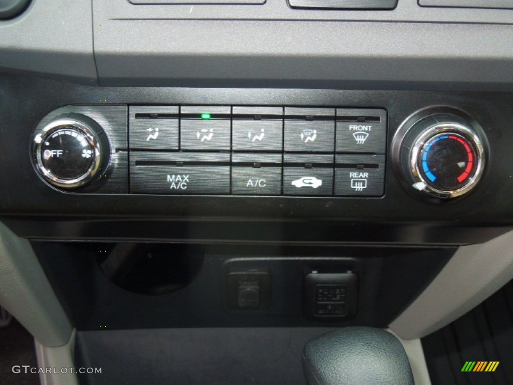 2012 Honda Civic EX Sedan Controls Photo #77007216