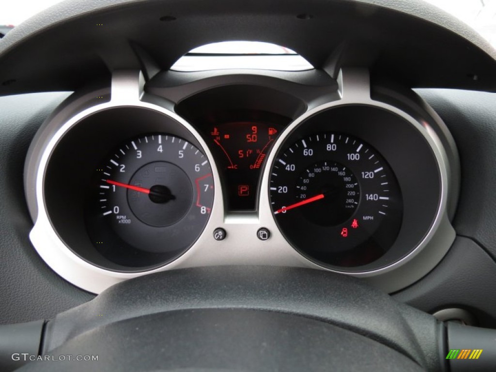 2013 Nissan Juke SV Gauges Photo #77007917
