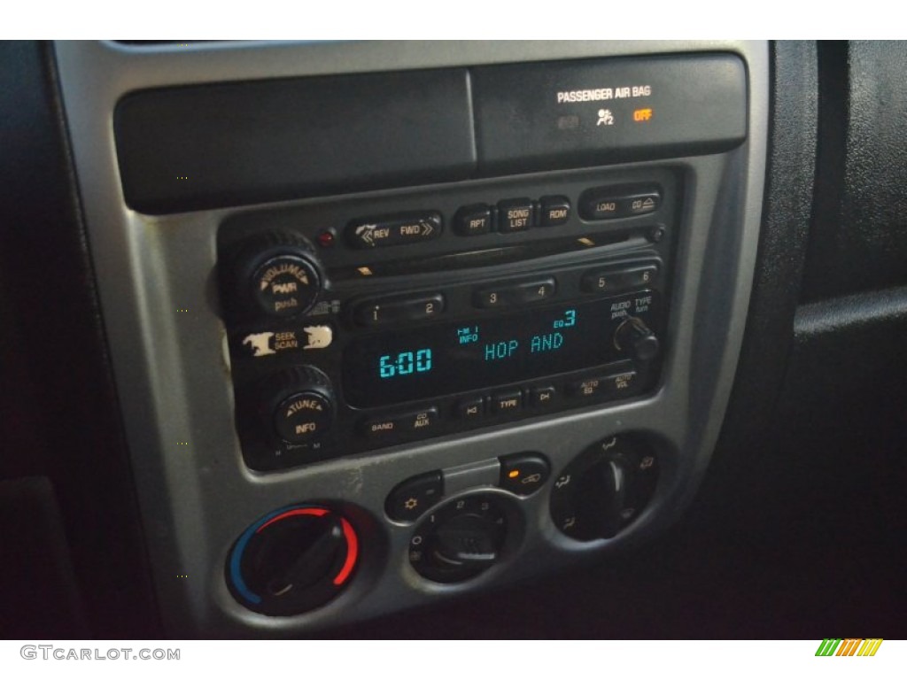 2007 Chevrolet Colorado Xtreme Extended Cab Controls Photo #77009703