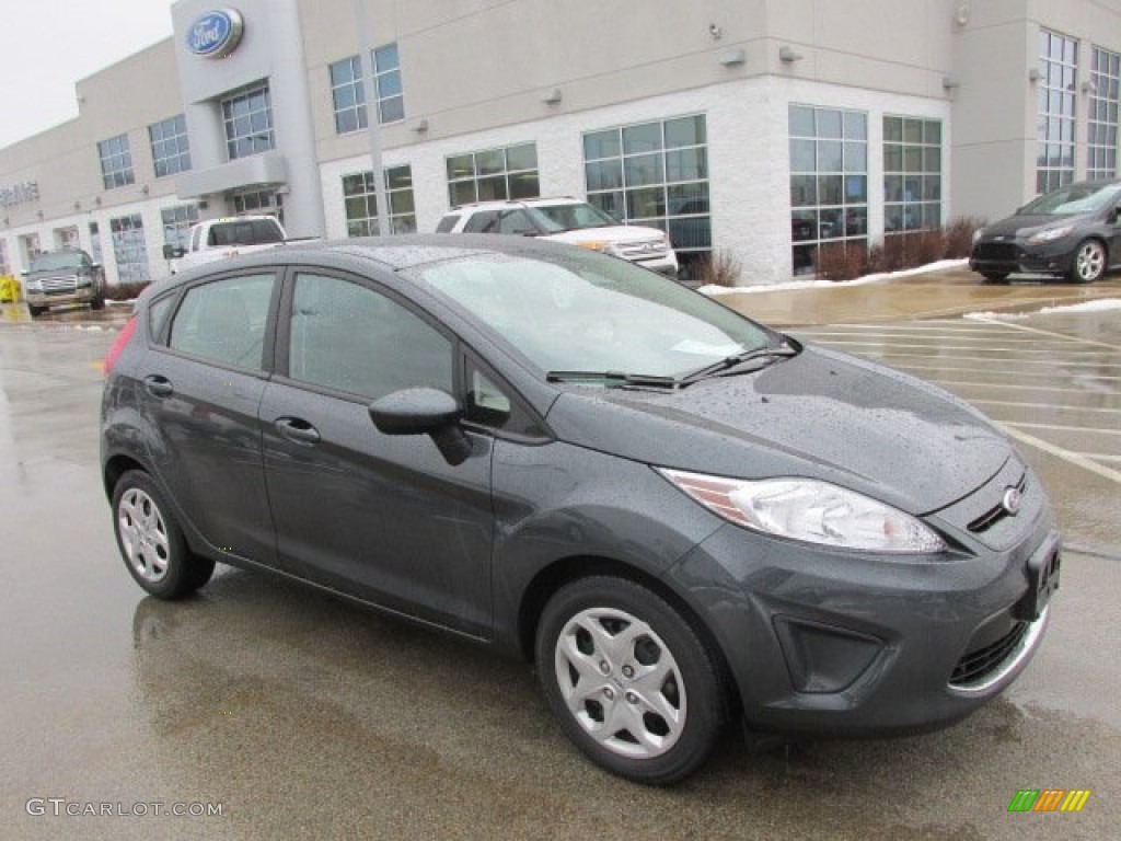 2011 Fiesta SE Hatchback - Monterey Grey Metallic / Charcoal Black/Blue Cloth photo #1