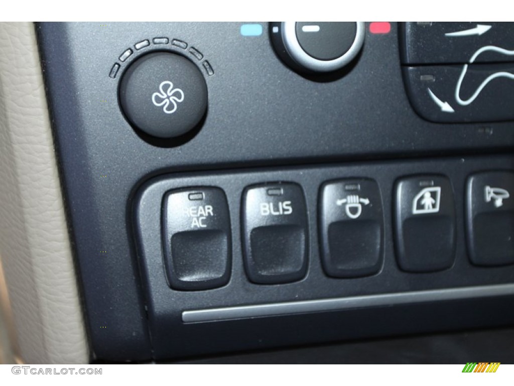 2013 Volvo XC90 3.2 Controls Photo #77012162