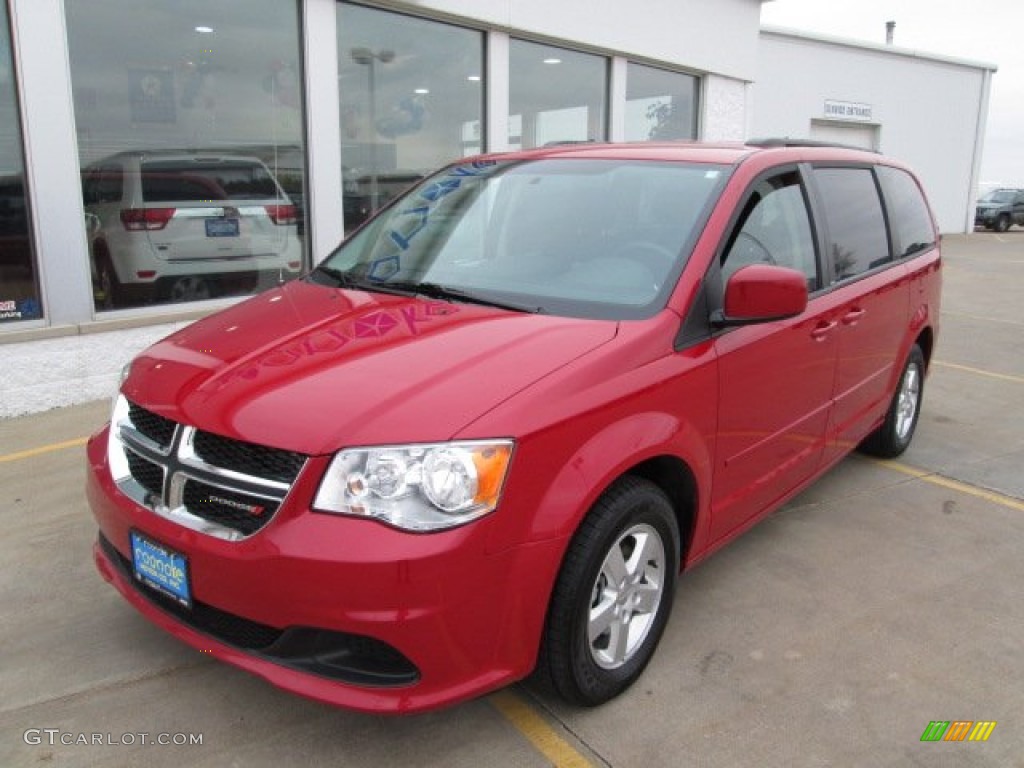 Redline 2 Pearl Coat 2012 Dodge Grand Caravan SXT Exterior Photo #77012674