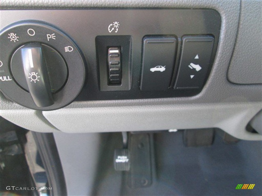 2007 Montego Premier - Black / Shale photo #11