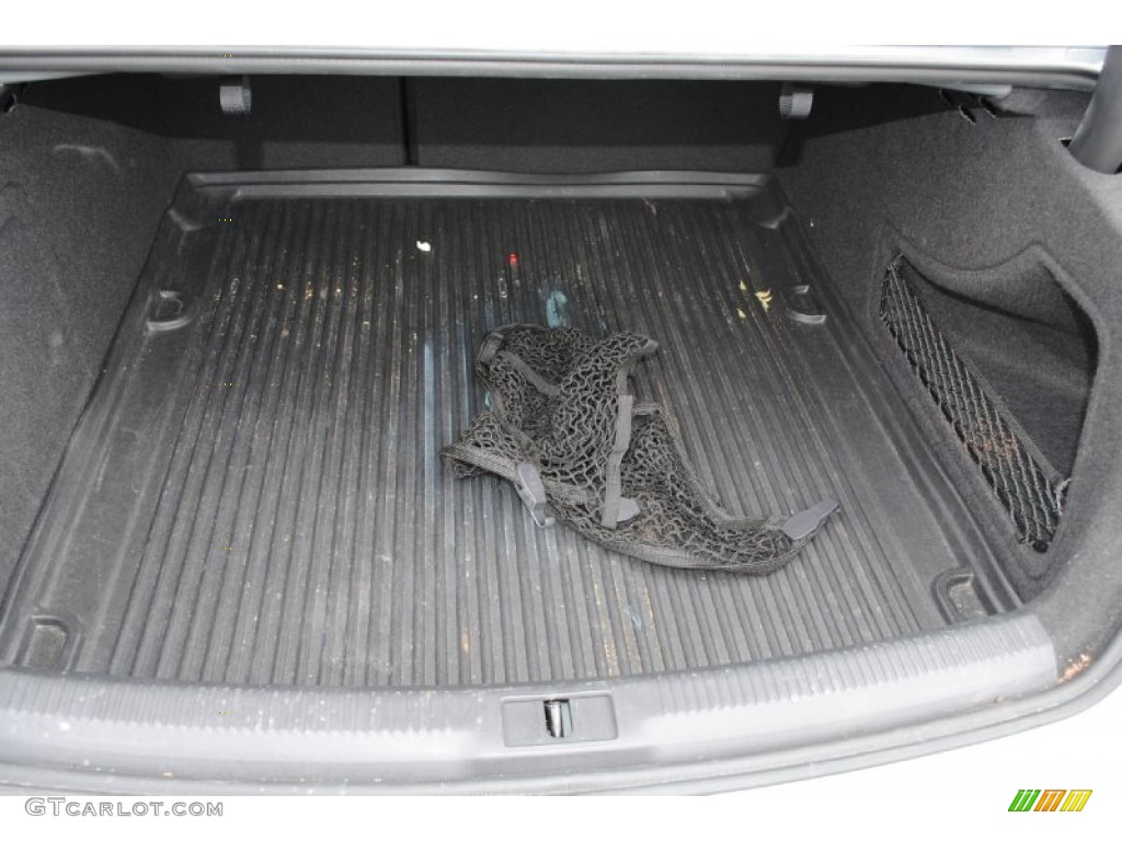 2011 A4 2.0T Sedan - Quartz Grey Metallic / Black photo #32