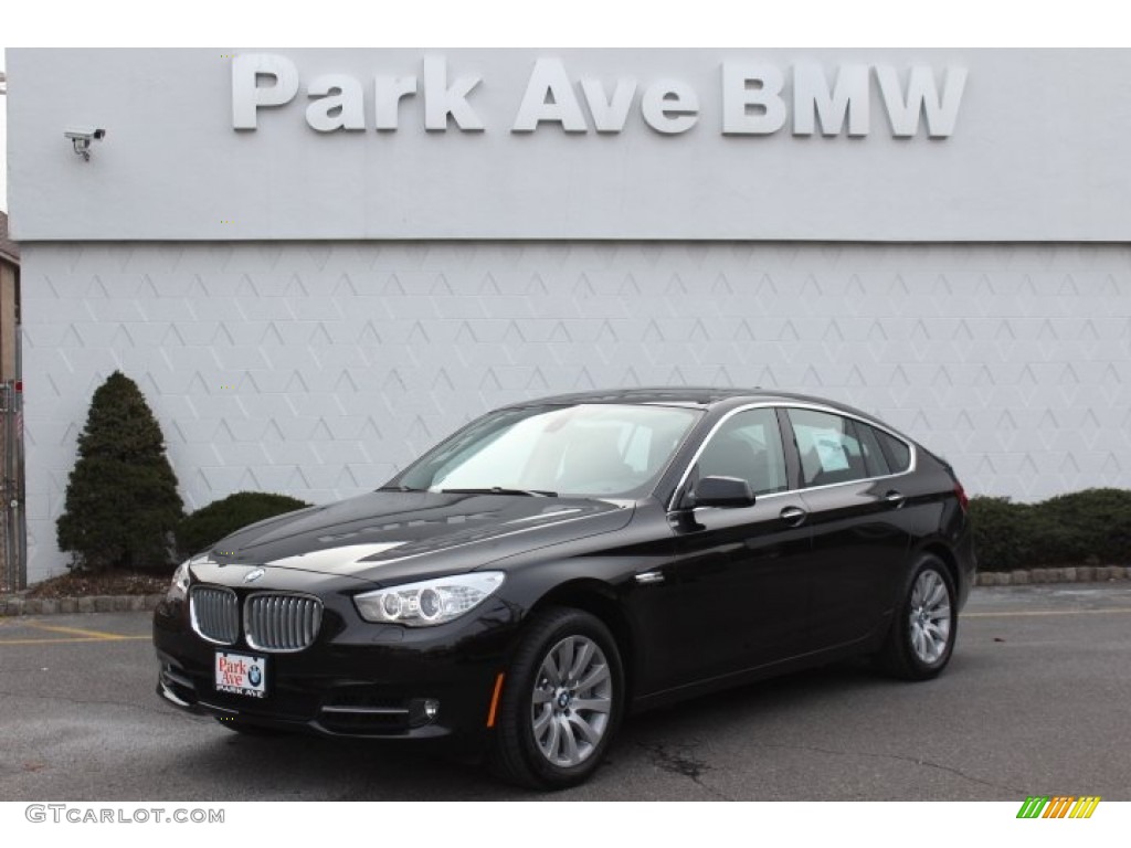 Black Sapphire Metallic BMW 5 Series