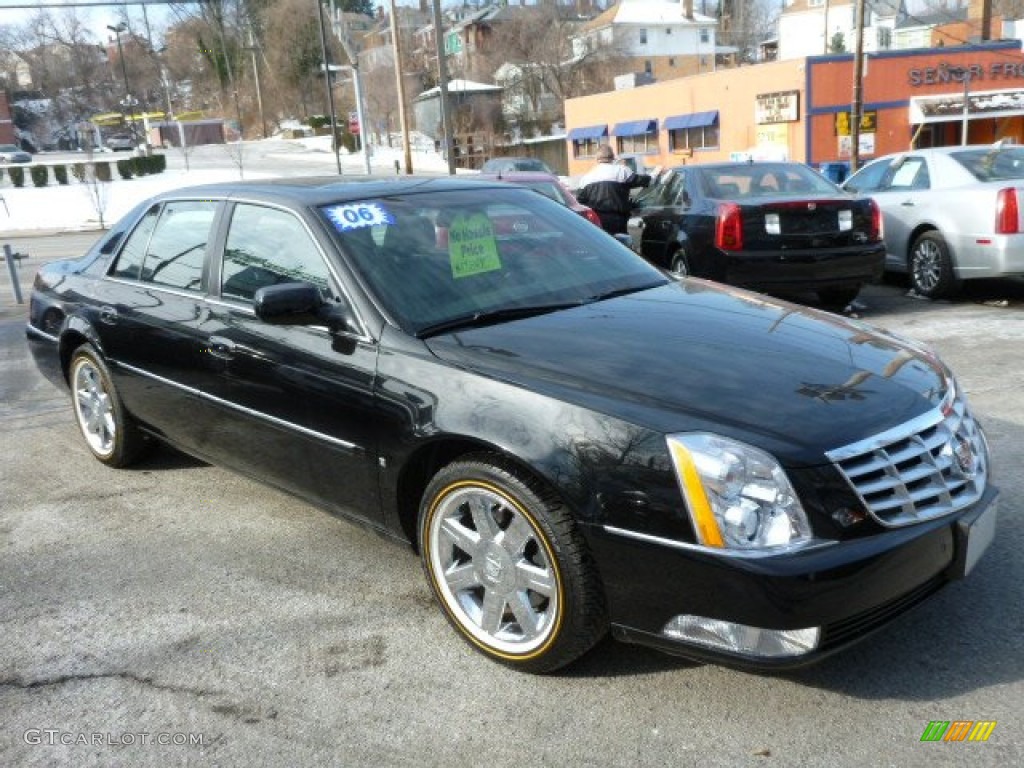 Black Raven 2006 Cadillac DTS Standard DTS Model Exterior Photo #77016228