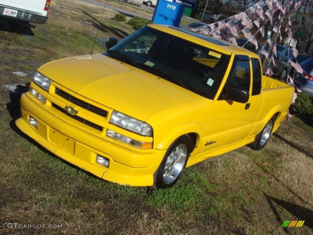 2003 S10 Xtreme Extended Cab - Yellow / Graphite photo #7