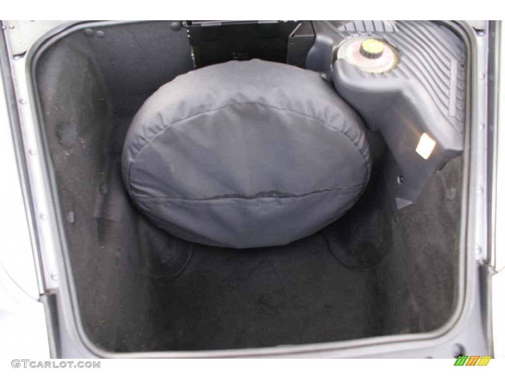 2004 Porsche Boxster Standard Boxster Model Trunk Photo #77019411