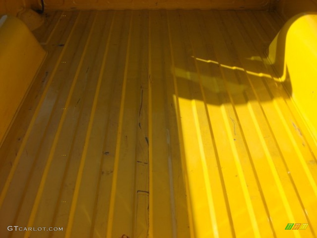 2003 S10 Xtreme Extended Cab - Yellow / Graphite photo #23
