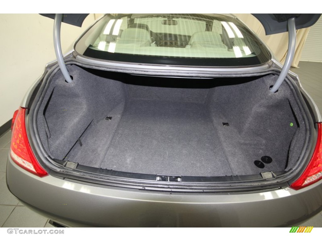 2009 BMW 6 Series 650i Coupe Trunk Photos
