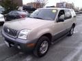 Front 3/4 View of 2005 Mountaineer V6 AWD