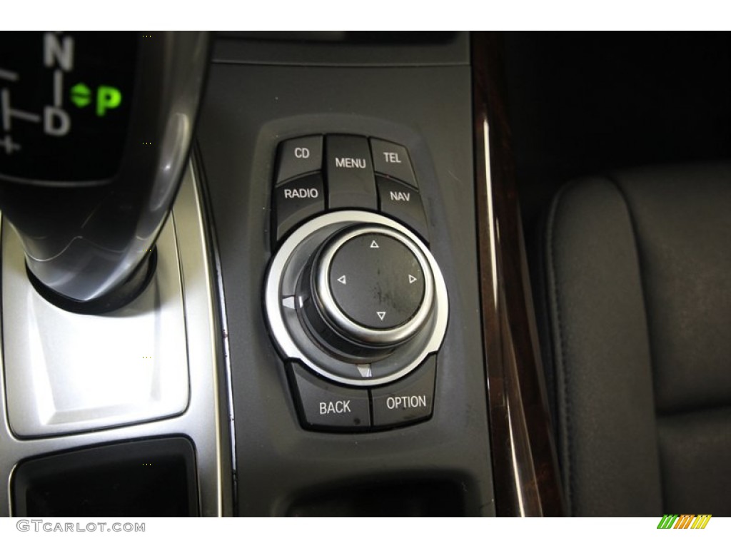 2011 BMW X5 xDrive 35i Controls Photo #77020434