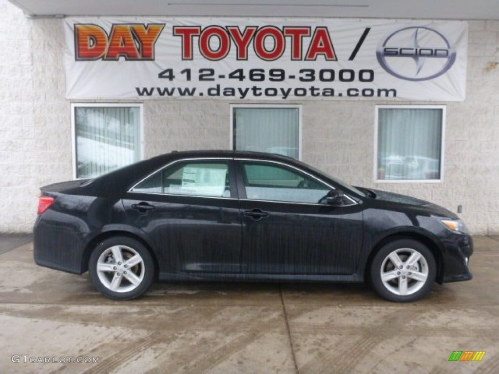 2013 Camry SE - Attitude Black Metallic / Black/Ash photo #1