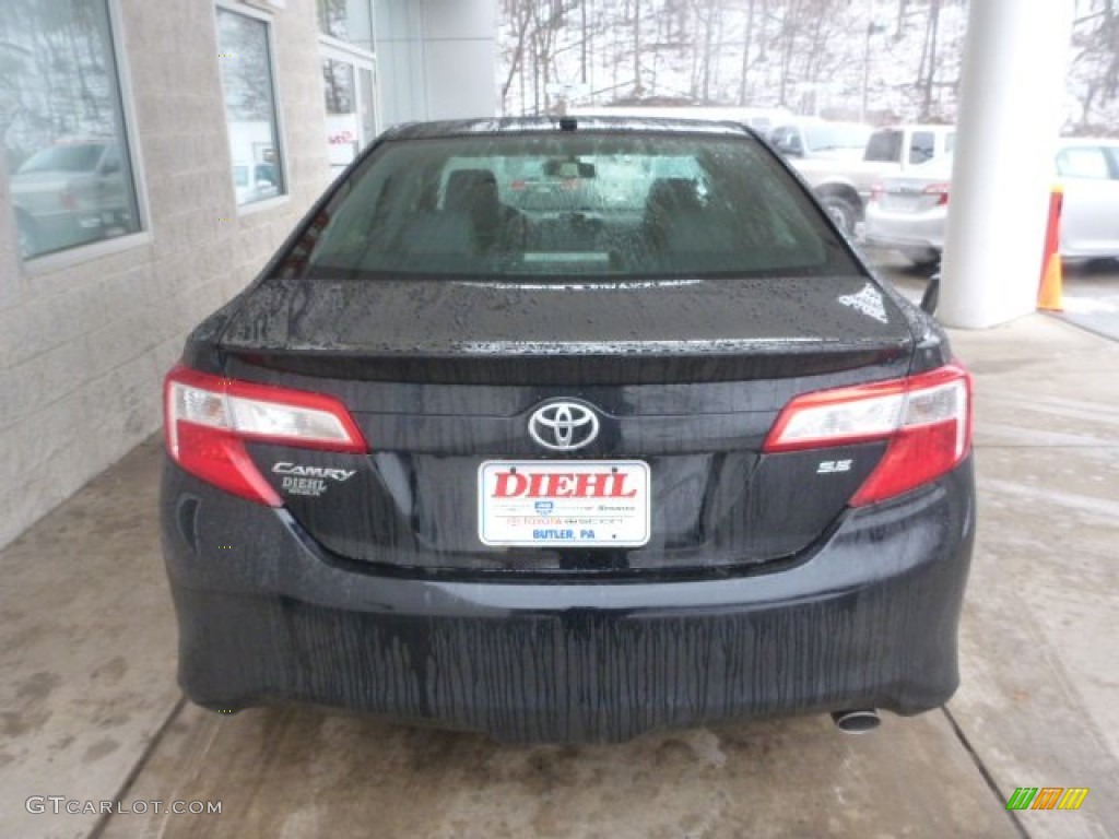 2013 Camry SE - Attitude Black Metallic / Black/Ash photo #3