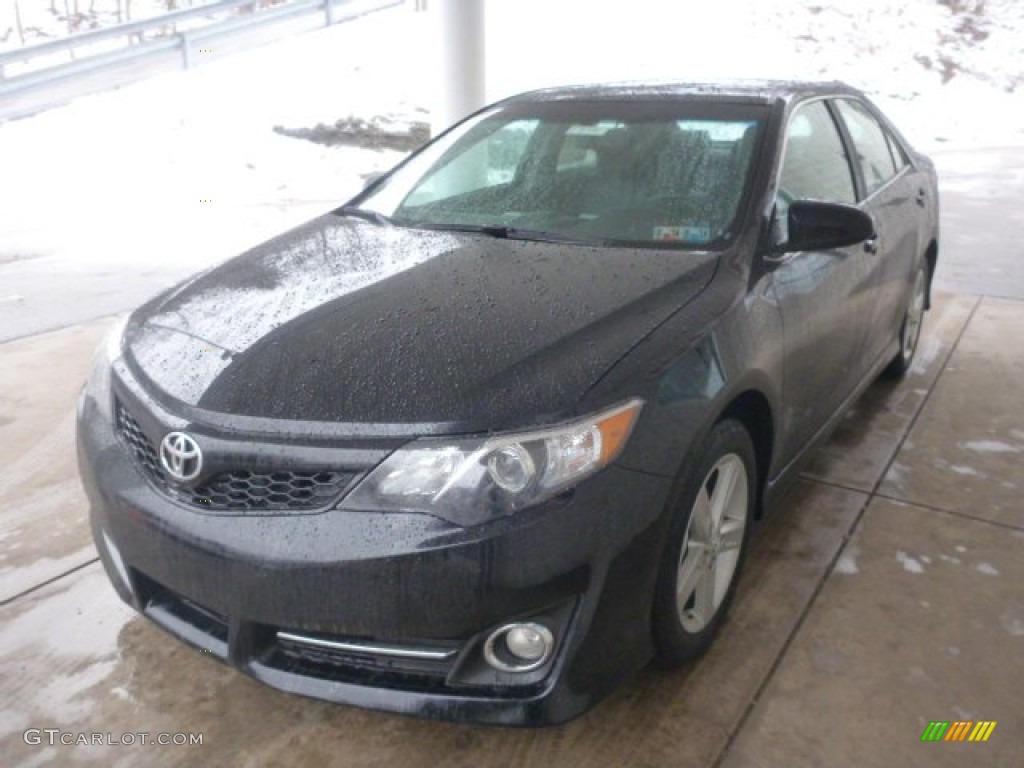 2013 Camry SE - Attitude Black Metallic / Black/Ash photo #5