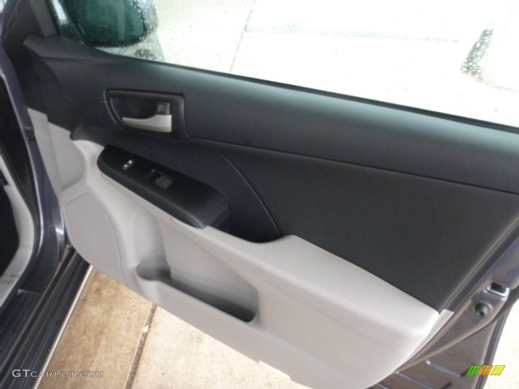 2013 Camry LE - Magnetic Gray Metallic / Ash photo #11