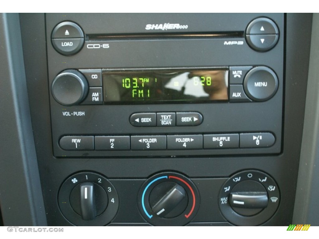 2007 Ford Mustang Shelby GT500 Coupe Audio System Photos