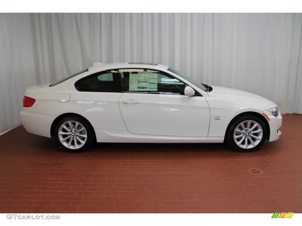 2013 3 Series 328i xDrive Coupe - Alpine White / Saddle Brown photo #3