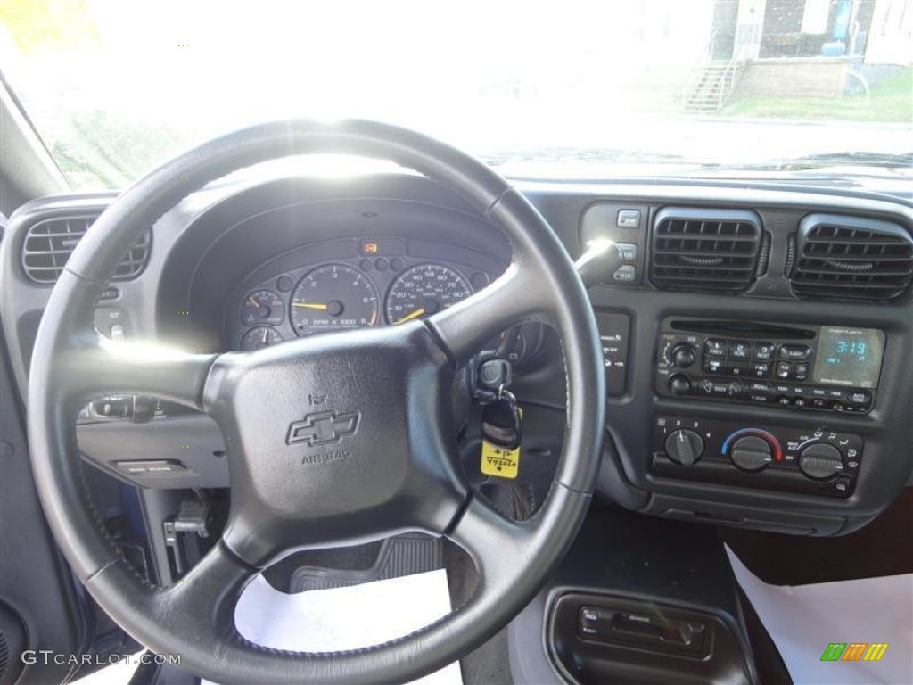 2000 Chevrolet S10 LS Extended Cab 4x4 Graphite Steering Wheel Photo #77024760