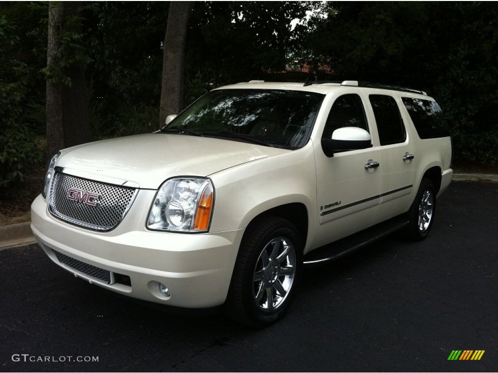 White Diamond Tricoat 2009 GMC Yukon XL Denali AWD Exterior Photo #77025618